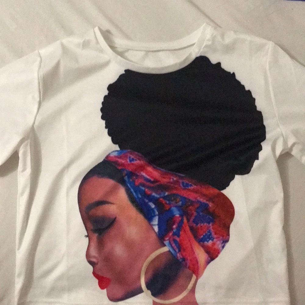 ‫Figure Print Short Sleeve Tee